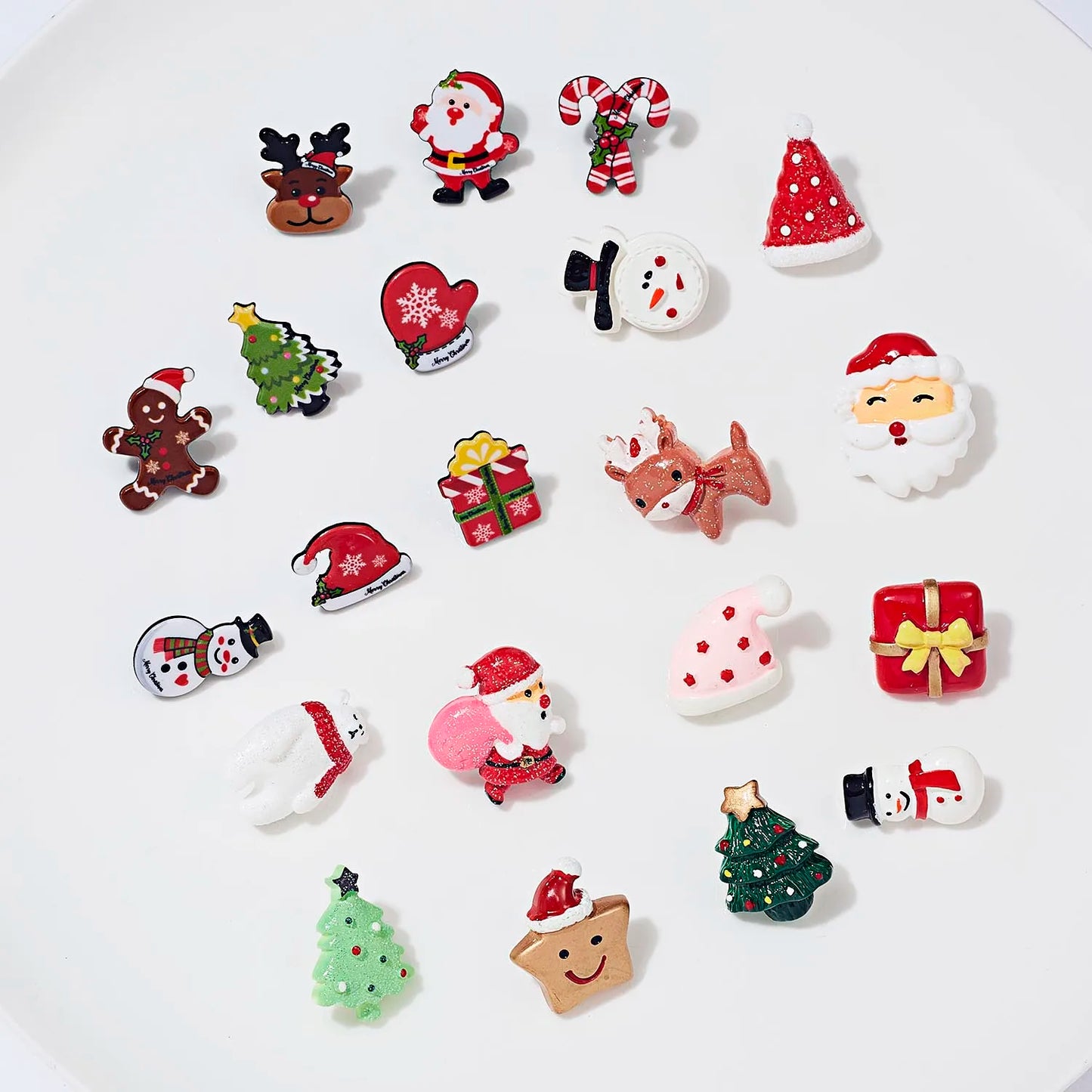 Rinhoo New Year Xmas Brooch Sets for Women Kids Cute Santa Claus Elk Crutch Gift Box Hat Tree Glove Star Bear Christmas Jewelry