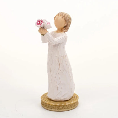 Sculptural resin base Christmas wedding Bible Thanksgiving anniversary gift decorations family gift sculptures and decorations